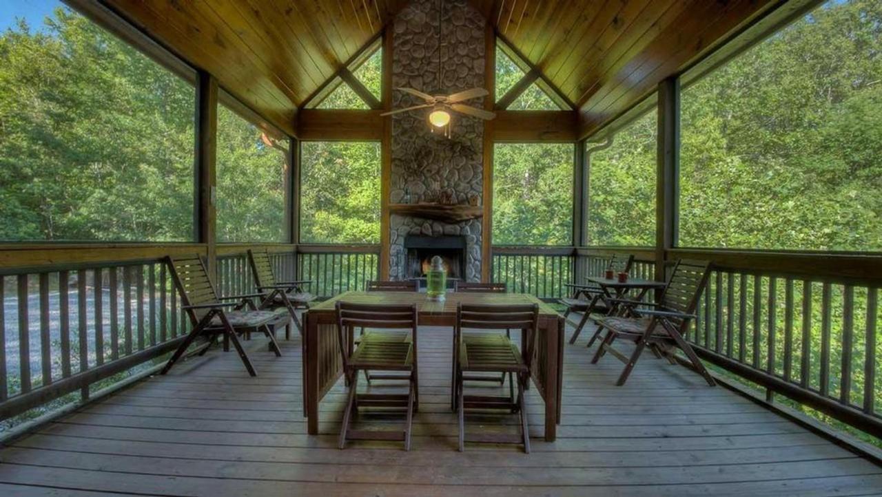 All Decked Out Blue Ridge Exterior foto